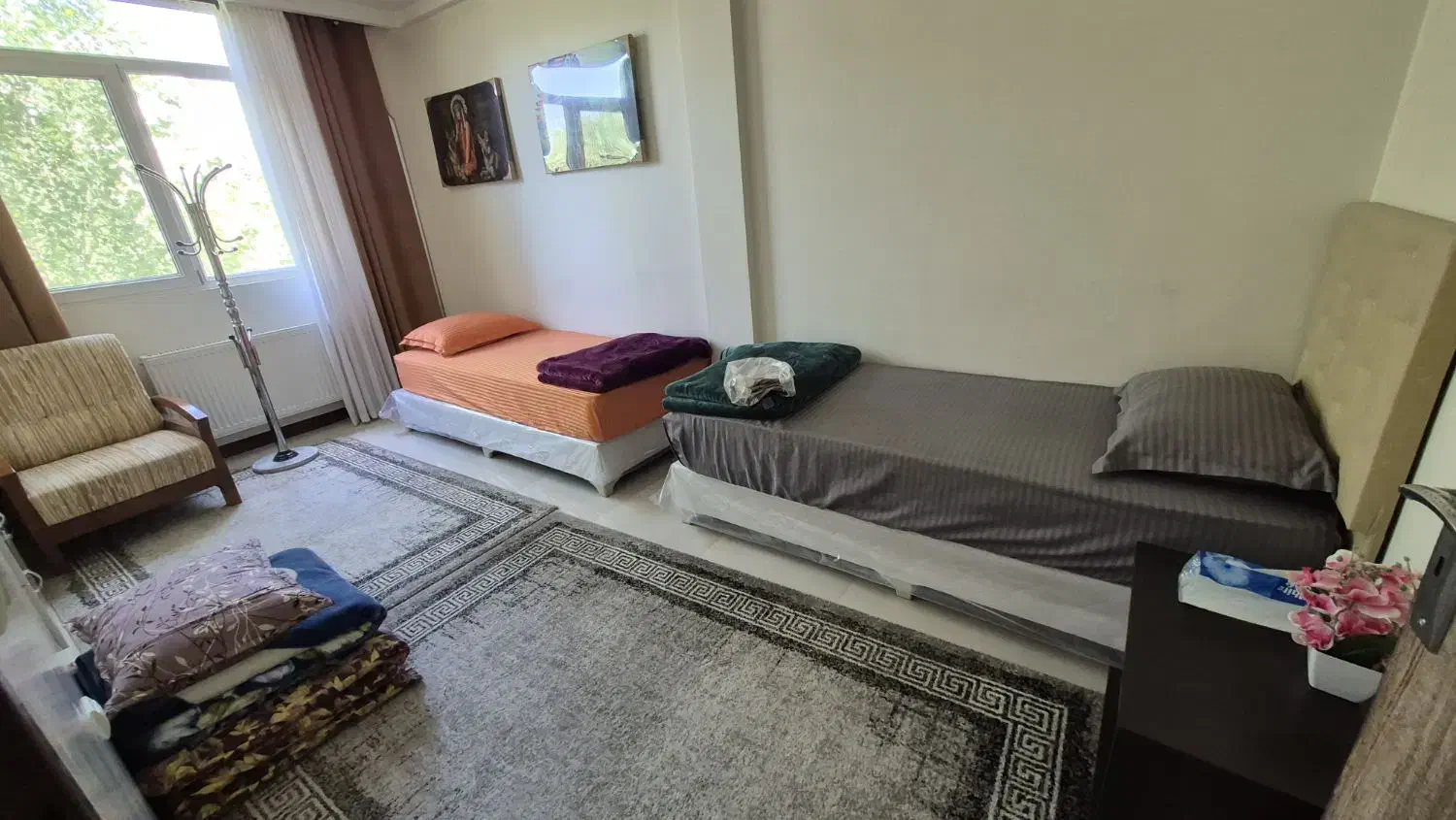 اقامتگاه گل زنبق در گرمدره / اجاره روزانه سوئیت|اجارهٔ کوتاه‌مدت آپارتمان و سوئیت|گرمدره, |دیوار