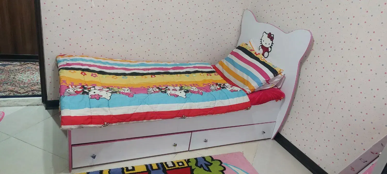 تخت کمد کودک|تخت و سرویس خواب|شیراز, زیباشهر|دیوار