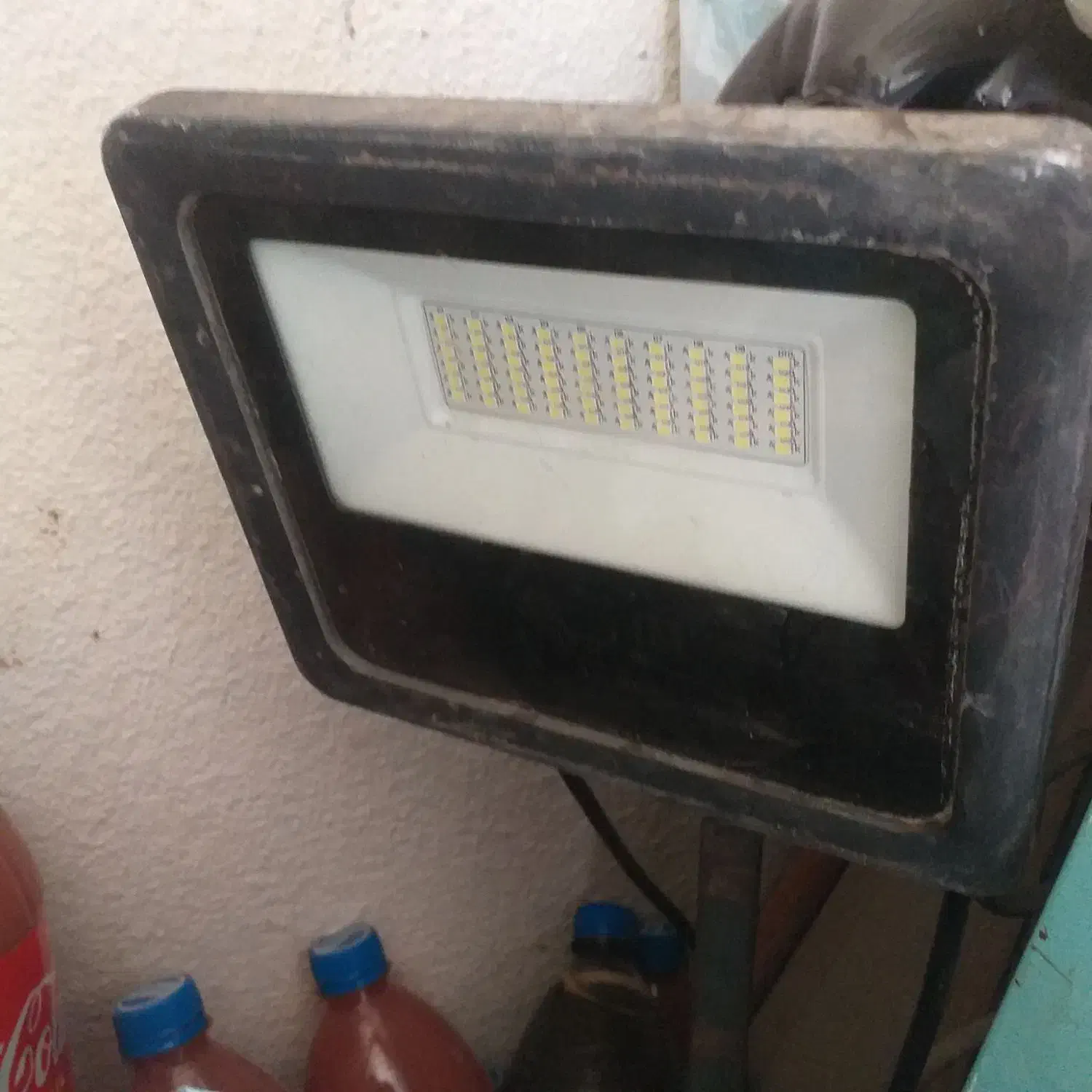 پرژکتور|لامپ و چراغ|تاکستان, |دیوار