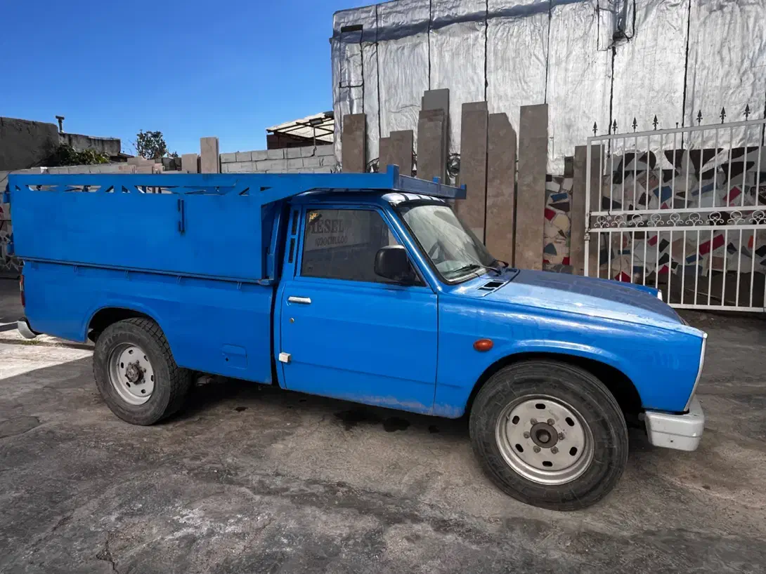 نیسان دیزل|خودرو سواری و وانت|بندر ترکمن, |دیوار