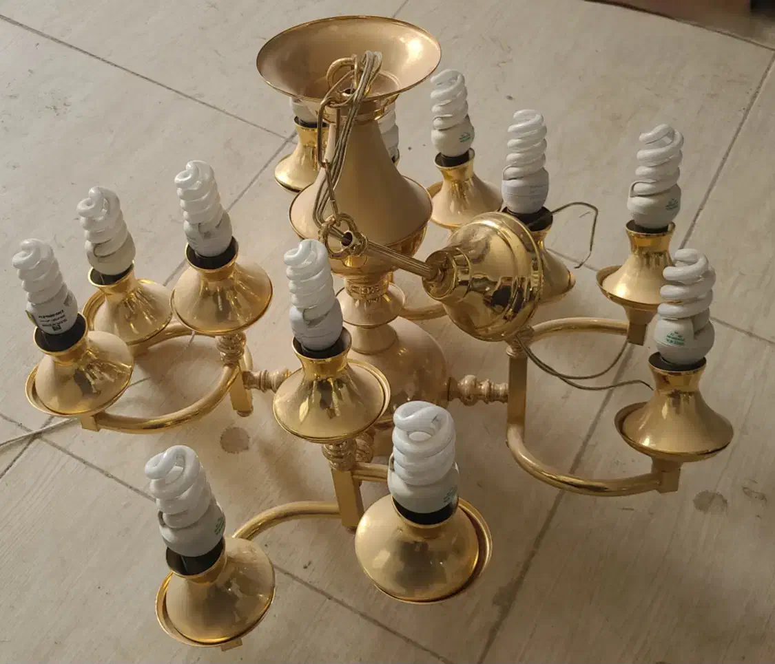 لوستر ۱۲ شاخه|لوستر و چراغ آویز|خمینی‌شهر, |دیوار