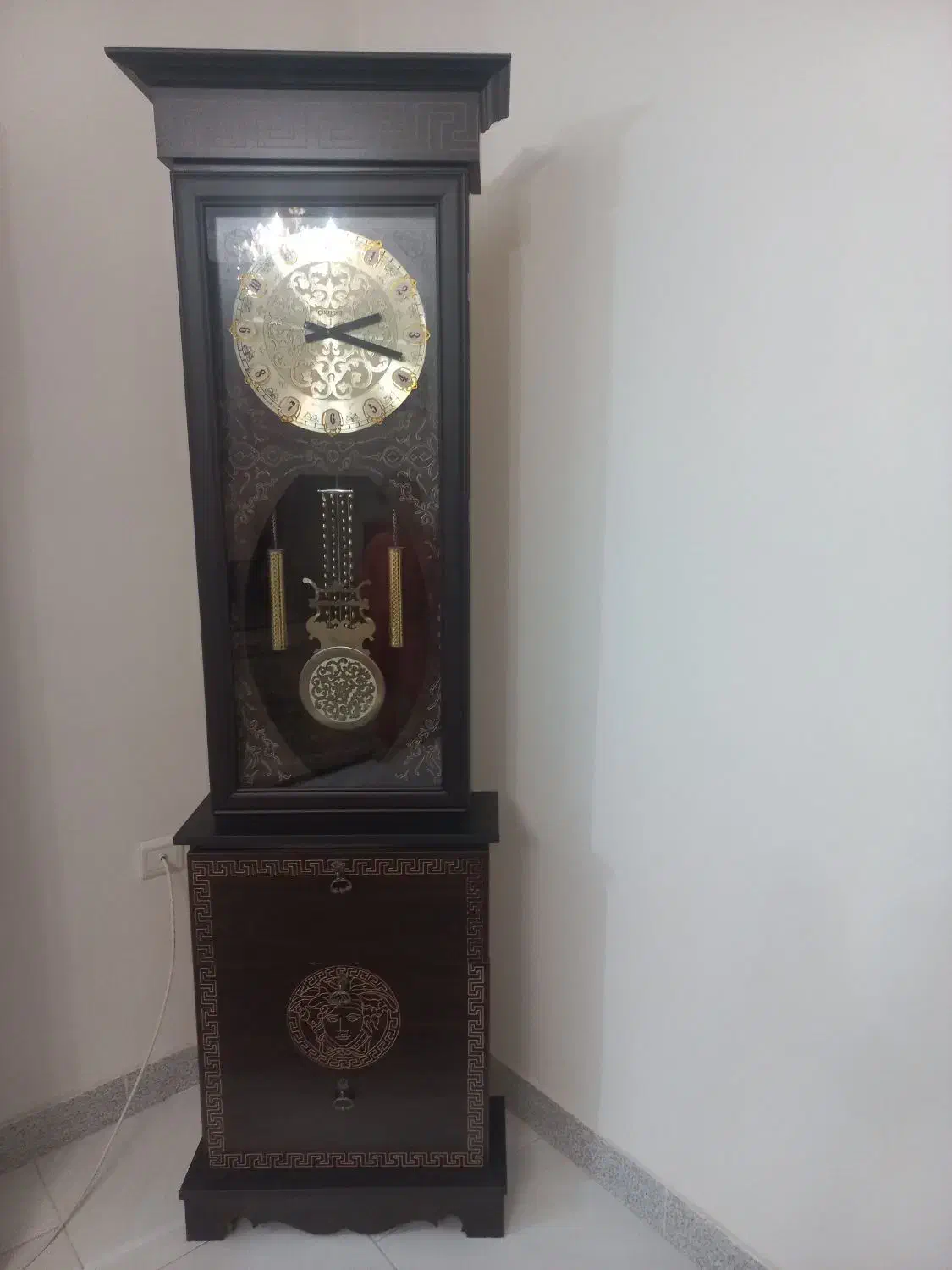 ساعت ایستاده در حد نو|ساعت دیواری و تزئینی|گرگان, |دیوار