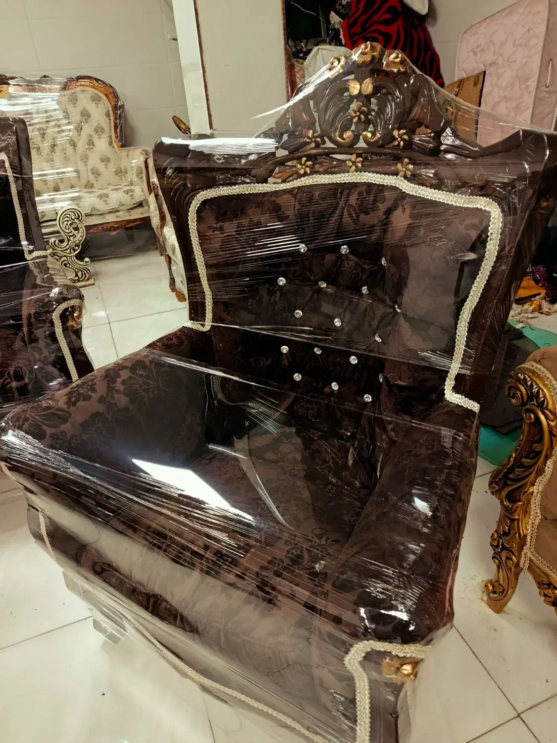 مبلمان سلطنتی با میزعسلی|مبلمان خانگی و میز عسلی|شهریار, شهریار|دیوار