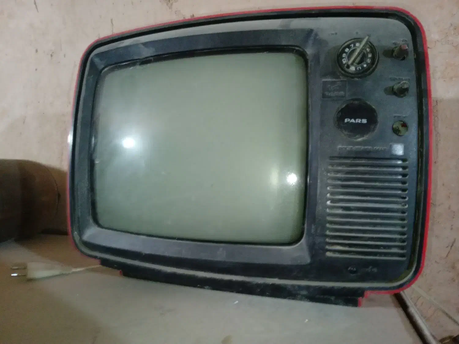 گلخانه و تلوزیون|تلویزیون و پروژکتور|سبزوار, هویزه|دیوار