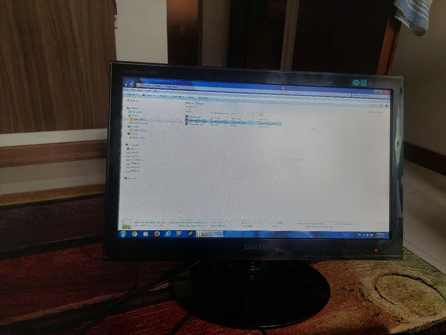 مانیتور کارکرده سامسونگ|قطعات و لوازم جانبی رایانه|رودهن, |دیوار