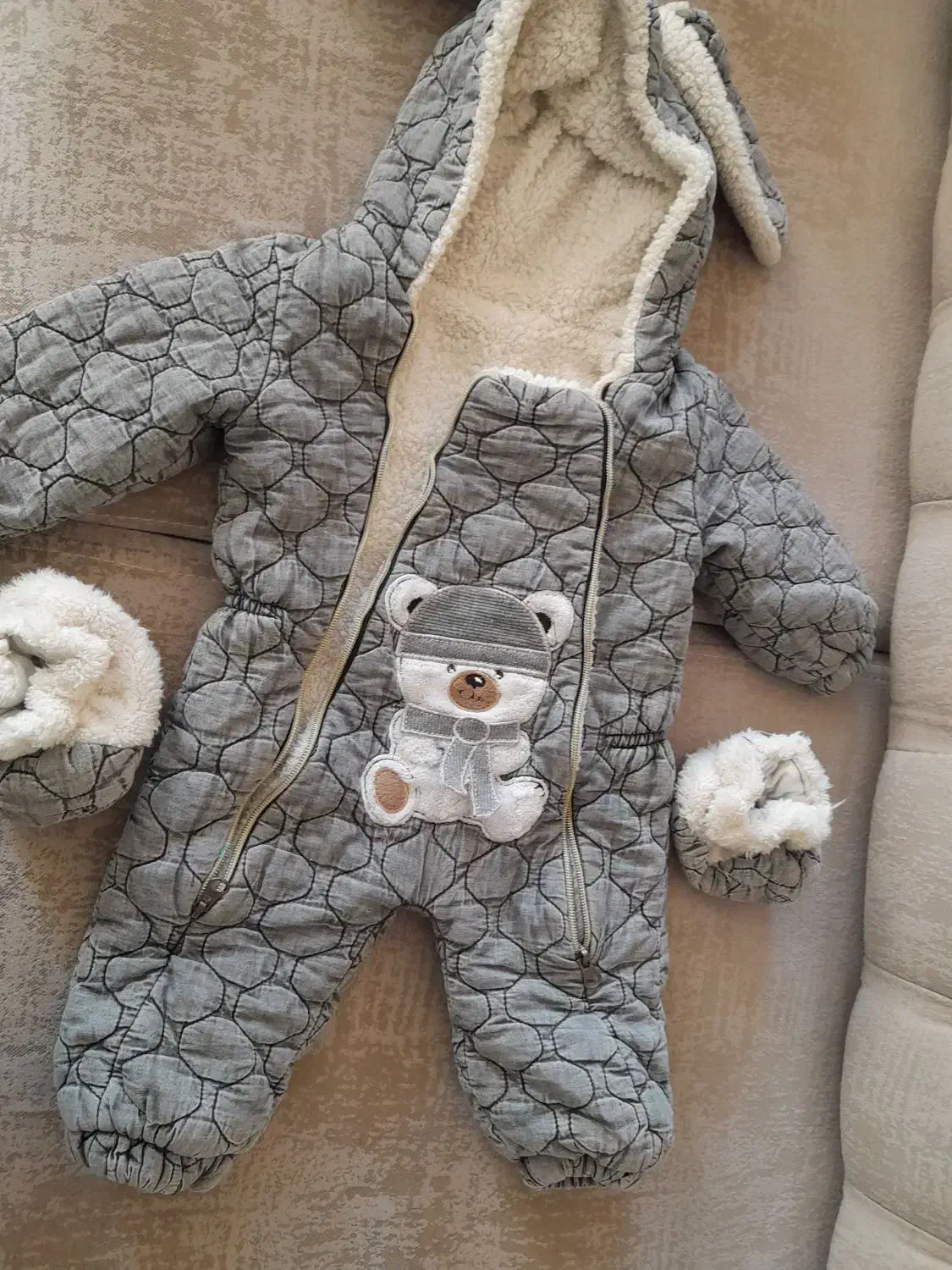 سرهمی نونو|کفش و لباس بچه|شاهین‌شهر, حاجی آباد|دیوار