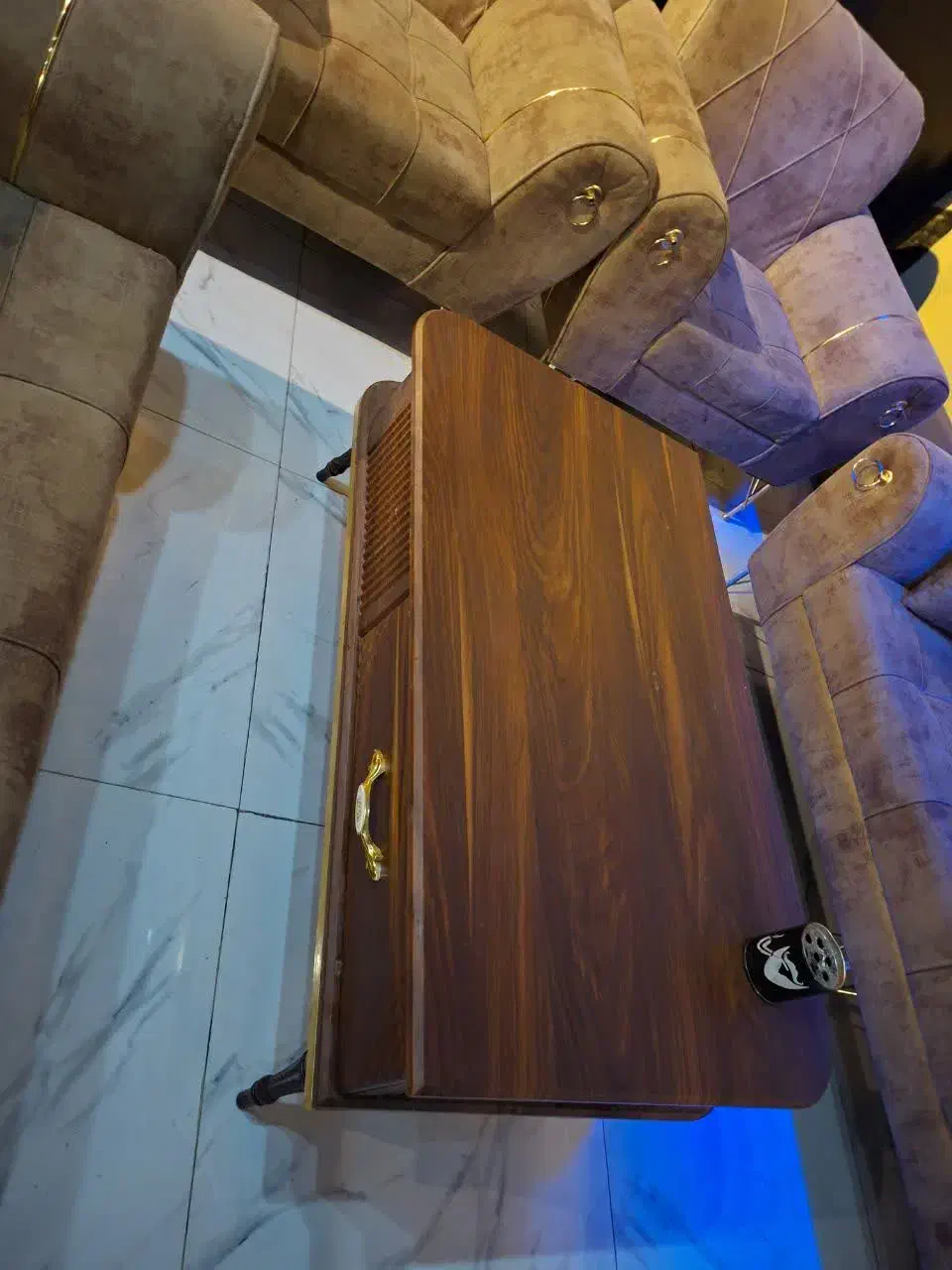 مبل راحتی ۷نفره|مبلمان خانگی و میز عسلی|اندیشه, اندیشه فاز ۱|دیوار