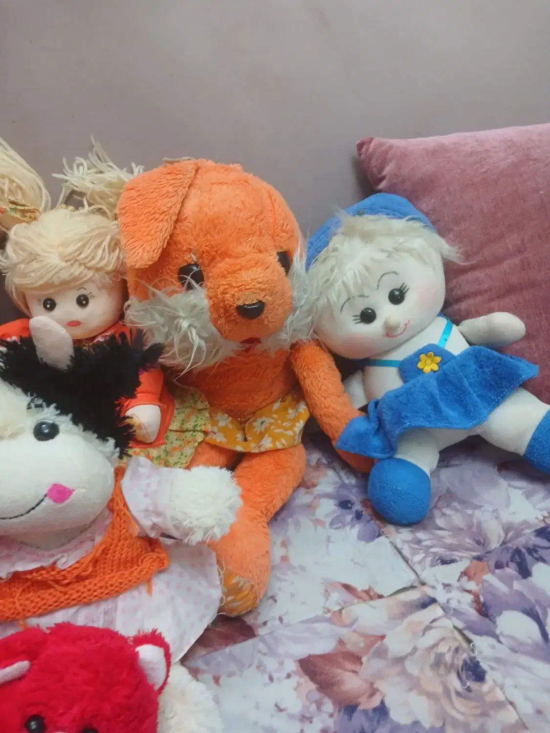 عروسک زیاد|اسباببازی|بومهن, |دیوار