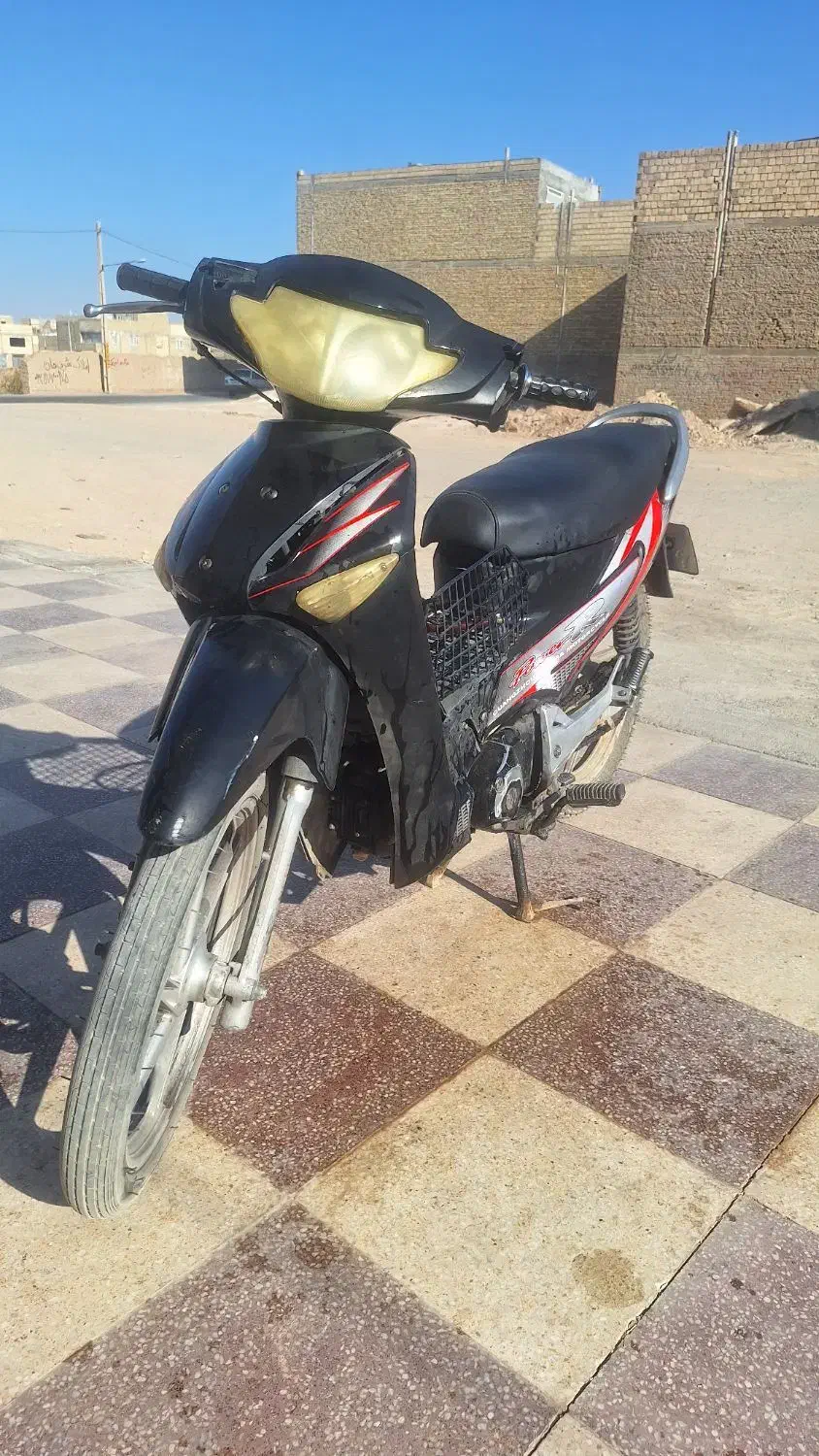 موتور بی کلاج 125|موتورسیکلت|یزد, |دیوار