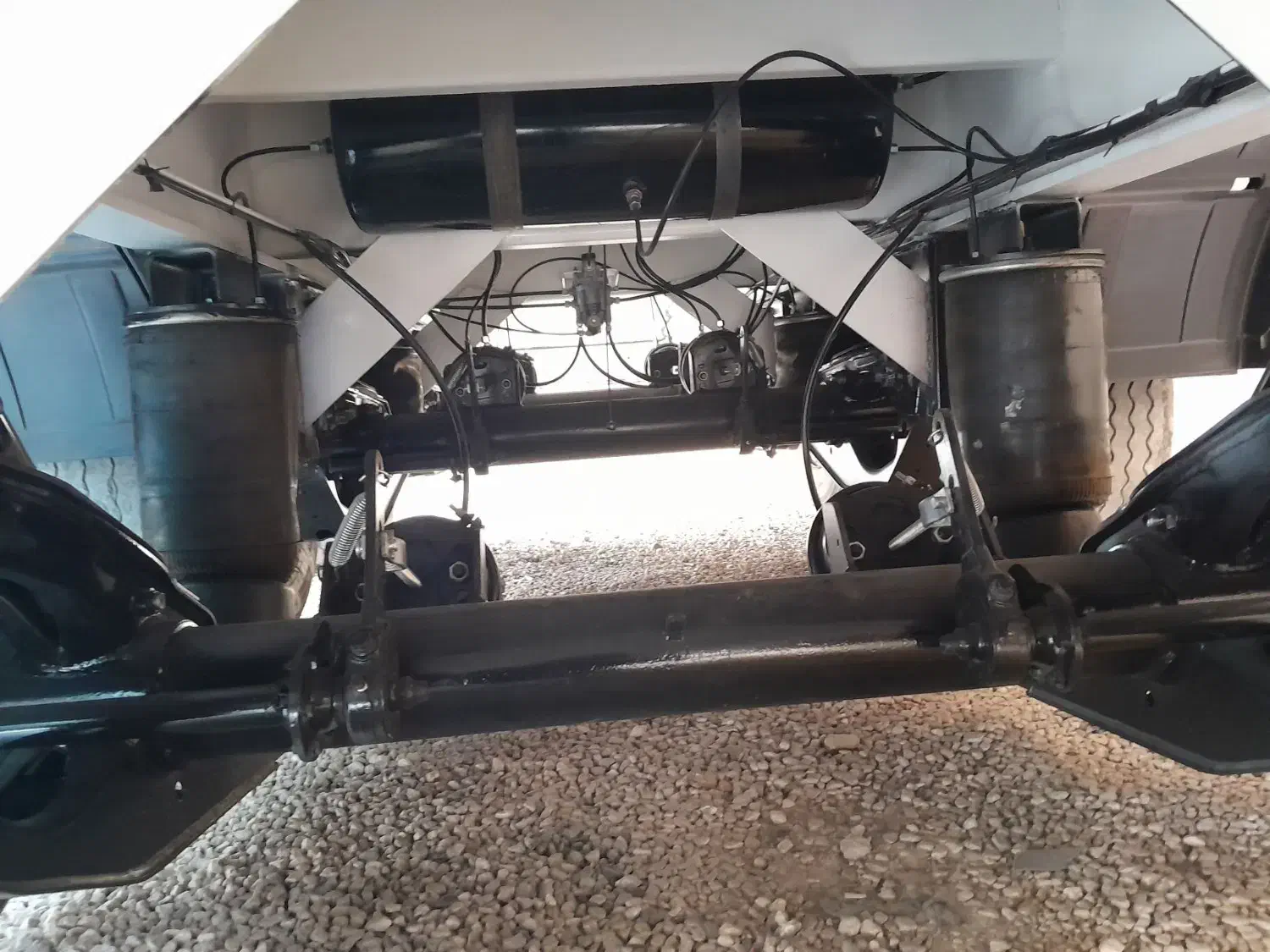 اتاق لبه دست ساز همدان|خودرو سنگین|مرودشت, ثبت احوال|دیوار