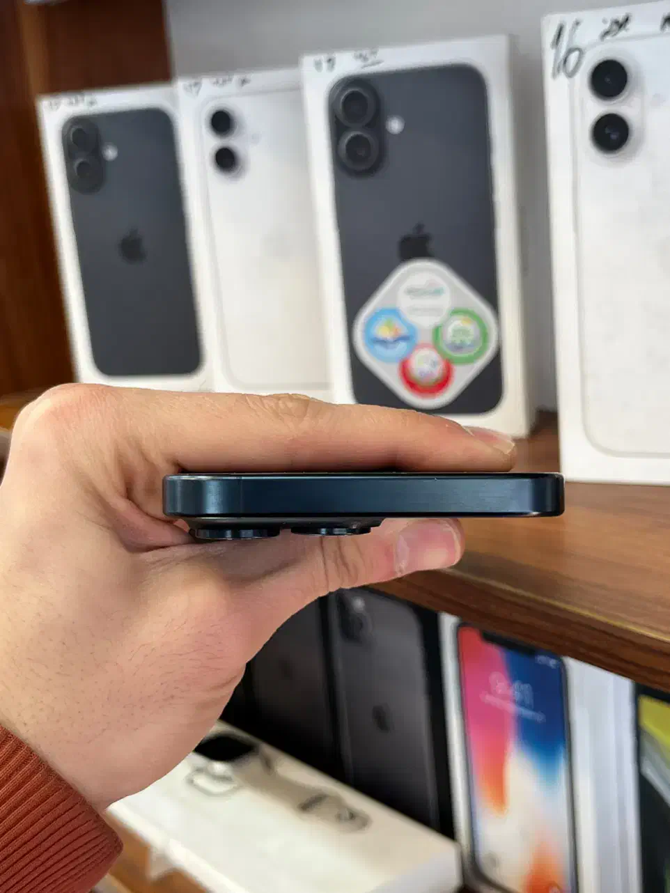 گوشی اپل iphone 15 pro max با حافظه ۲۵۶ گیگ|موبایل|کرج, مهرویلا جنوبی|دیوار