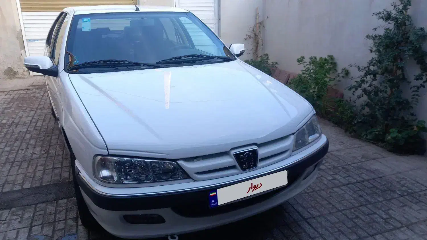 پارس ۴۰۲ نیم فول|خودرو سواری و وانت|تربتحیدریه, کاشانی|دیوار