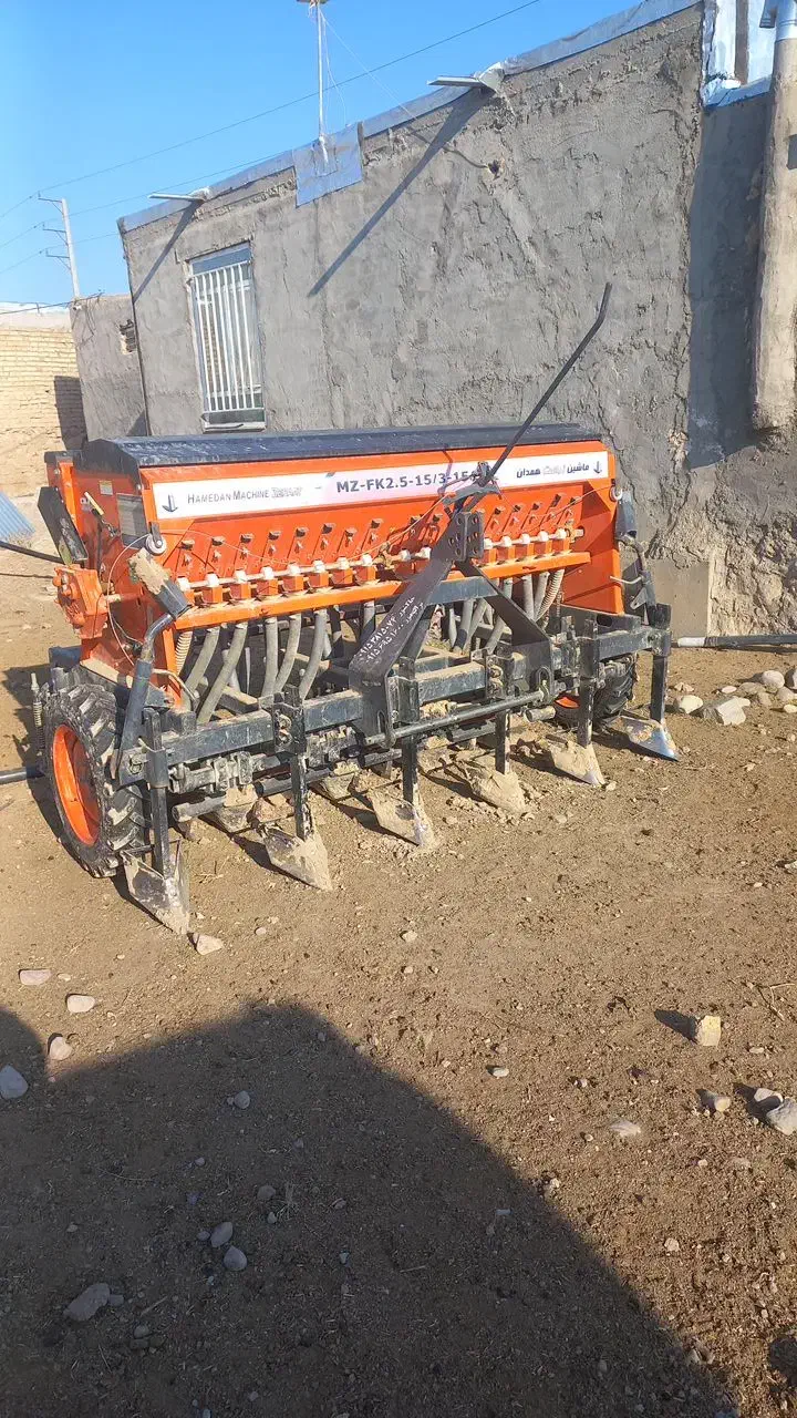 ردیفکار جو پشته اسیاب پشت تراکتور|ماشین‌آلات صنعتی|آبکوه, |دیوار