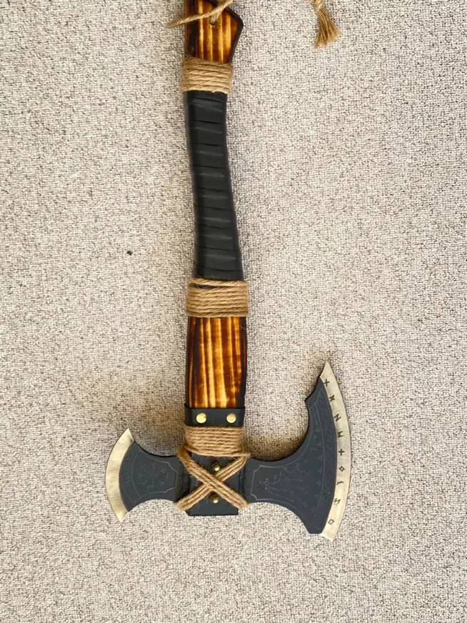 تبر|کوهنوردی و کمپینگ|بروجرد, |دیوار