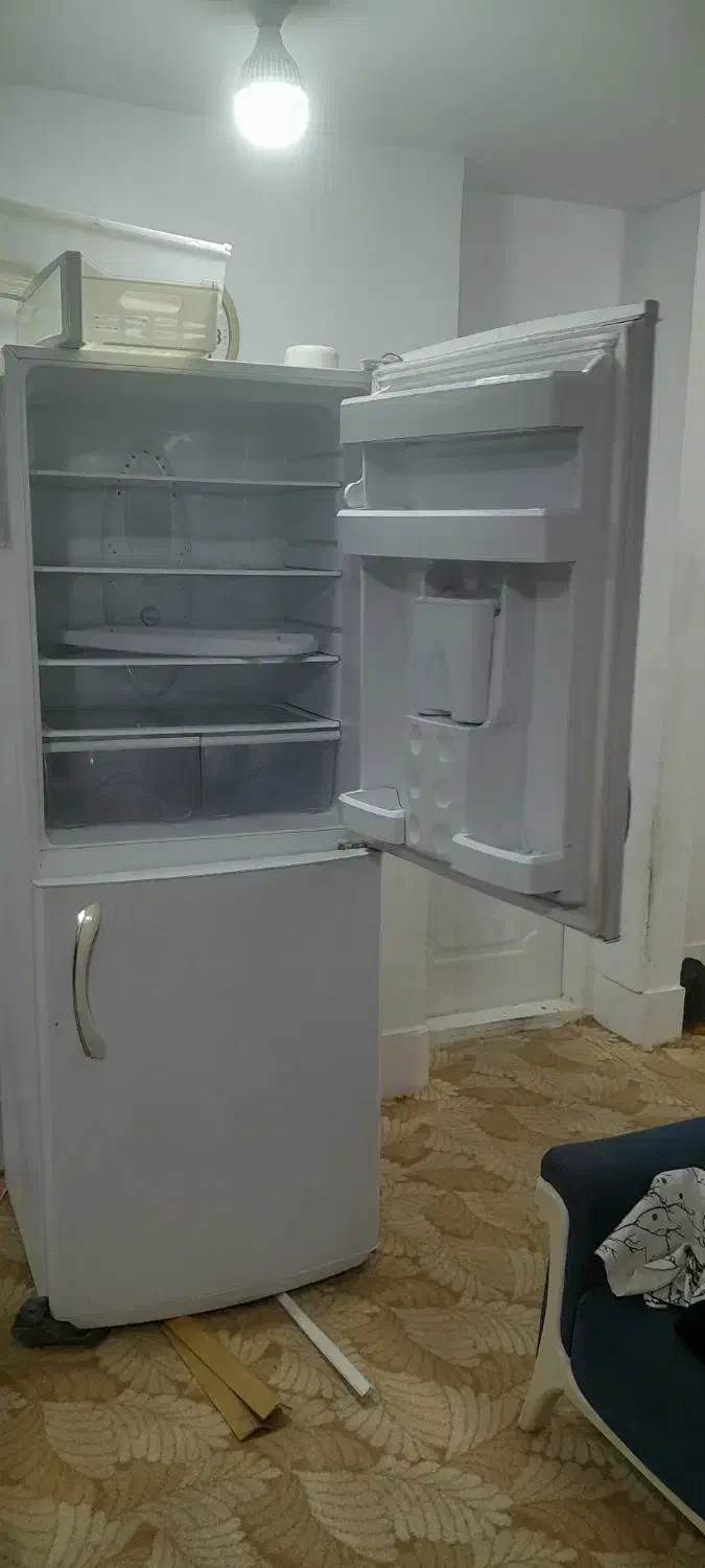 فروش یخچال فریزر۲درب روی هم|یخچال و فریزر|قم, انصارالحسین|دیوار