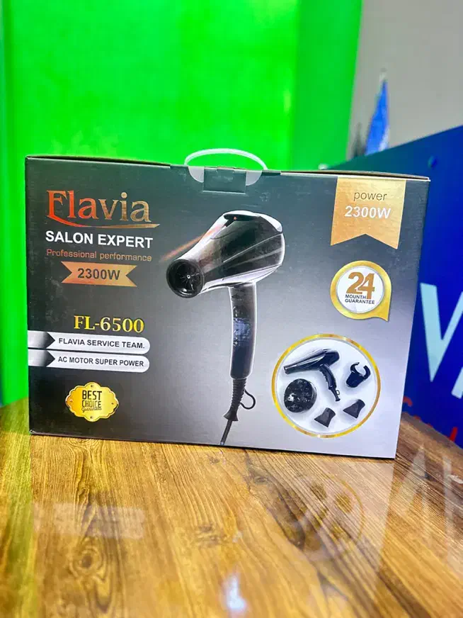 سشوار ۲۳۰۰ وات فلاویا با اکسسوری کامل و پک جدید|آرایشی، بهداشتی، درمانی|قم, سالاریه|دیوار