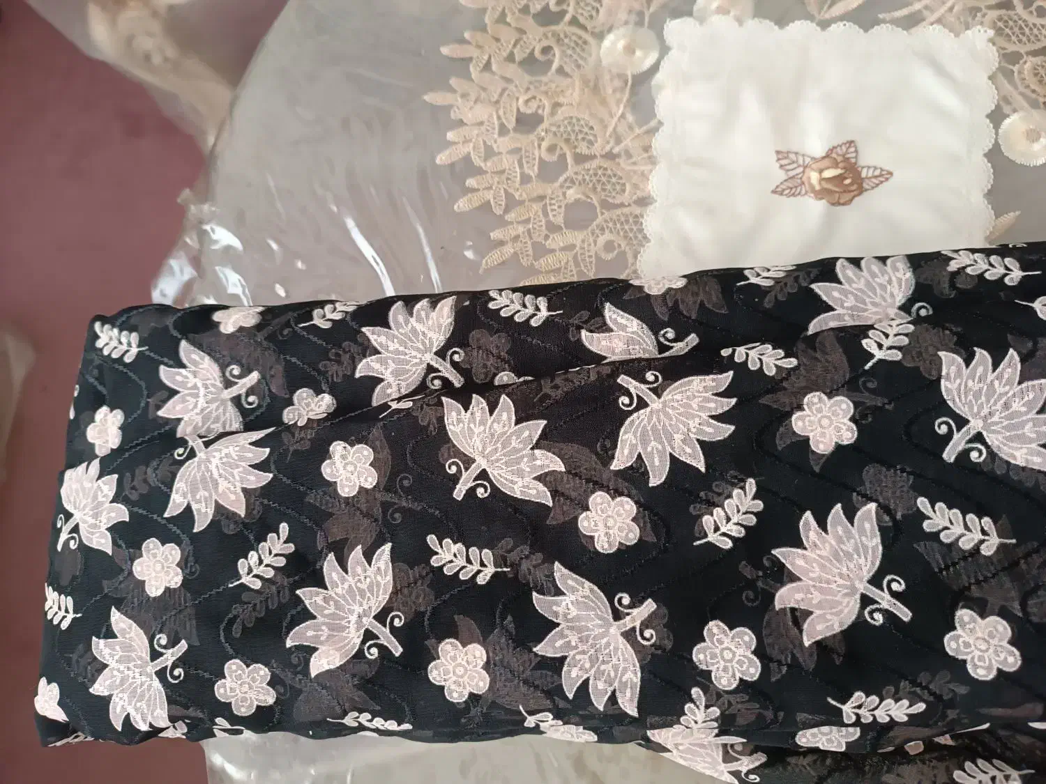 پارچه چادری|لباس|سهند, |دیوار