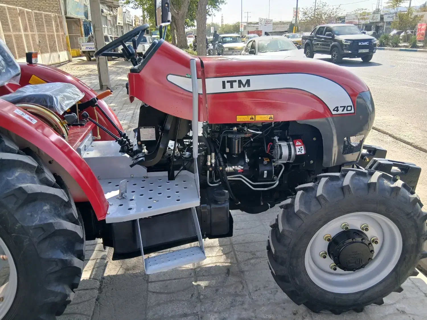 تراکتور۴۷۰|خودرو سنگین|تربتحیدریه, سرمحله|دیوار