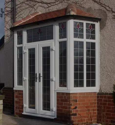 درب و پنجره upvc|خدمات پیشه و مهارت|صومعه‌سرا, |دیوار