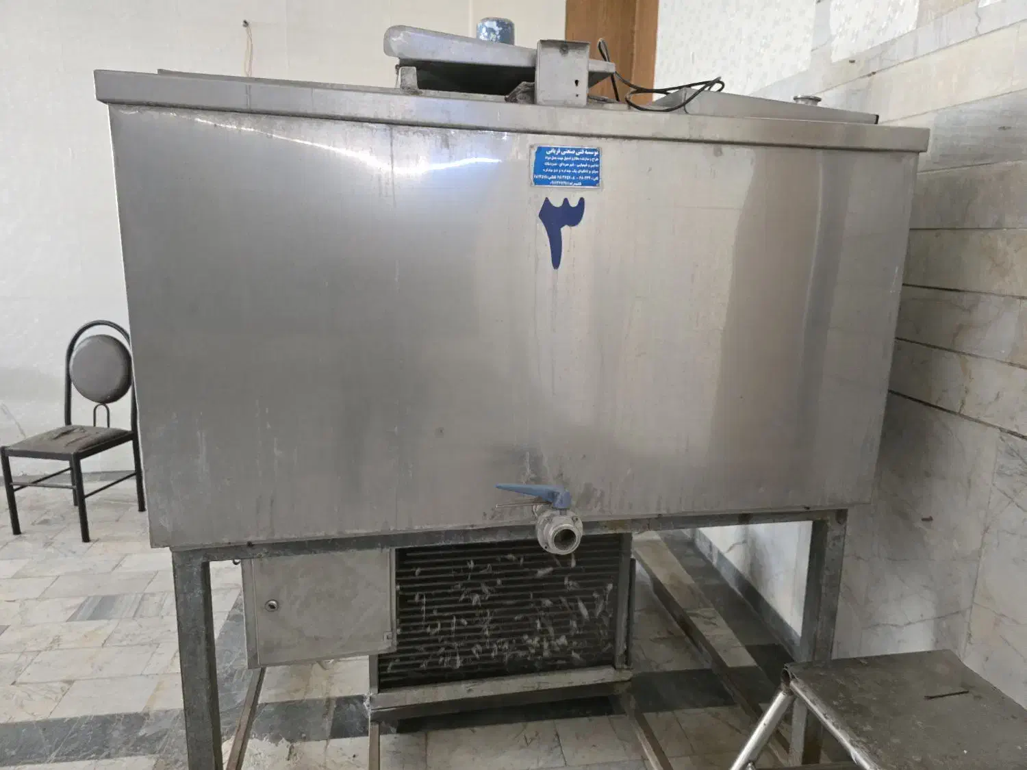 شیر سرد کن ۲ تنی موتور dwm  چهار اسب|ماشین‌آلات صنعتی|اردبیل, |دیوار