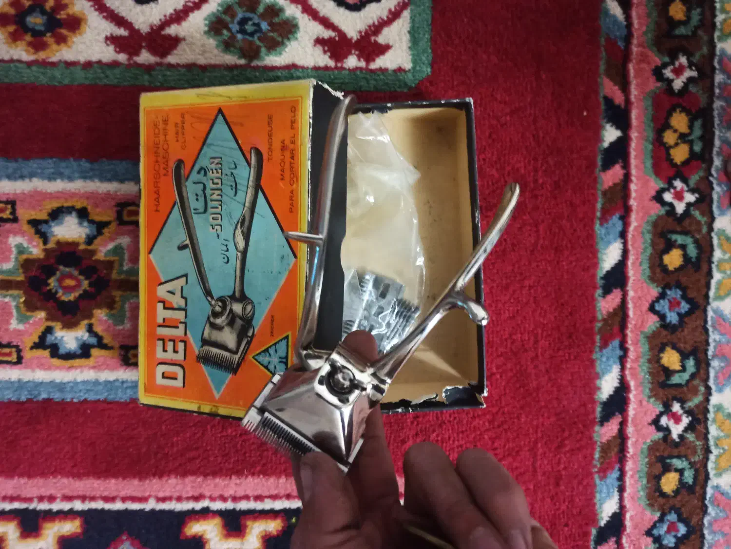 ماشین صورت زنی و ریش تراش دستی قدیمی|آرایشی، بهداشتی، درمانی|کاشان, گبرها|دیوار