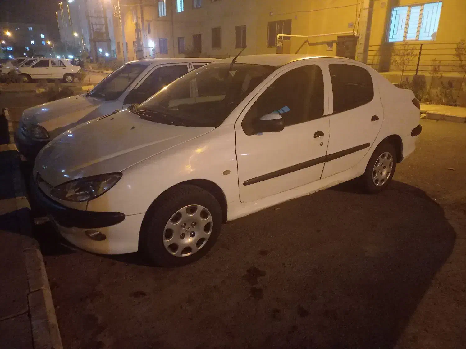 ۲۰۶v8|خودرو سواری و وانت|پرند, فاز ۶|دیوار