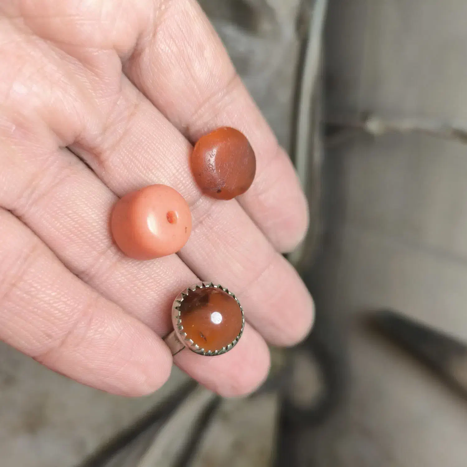 انگشتر نگین کهنه قدیمی عطیقه|کلکسیون اشیاء عتیقه|صدرا-فارس, فاز ۱|دیوار