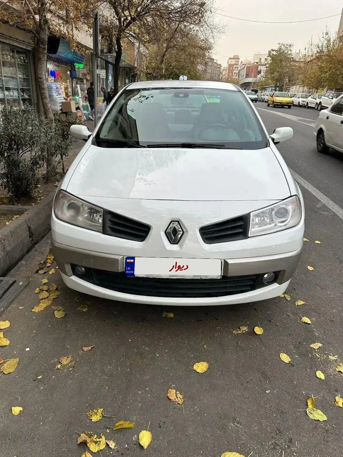 مگان 2000 اتومات مدل90|خودرو سواری و وانت|تهران, جمهوری|دیوار