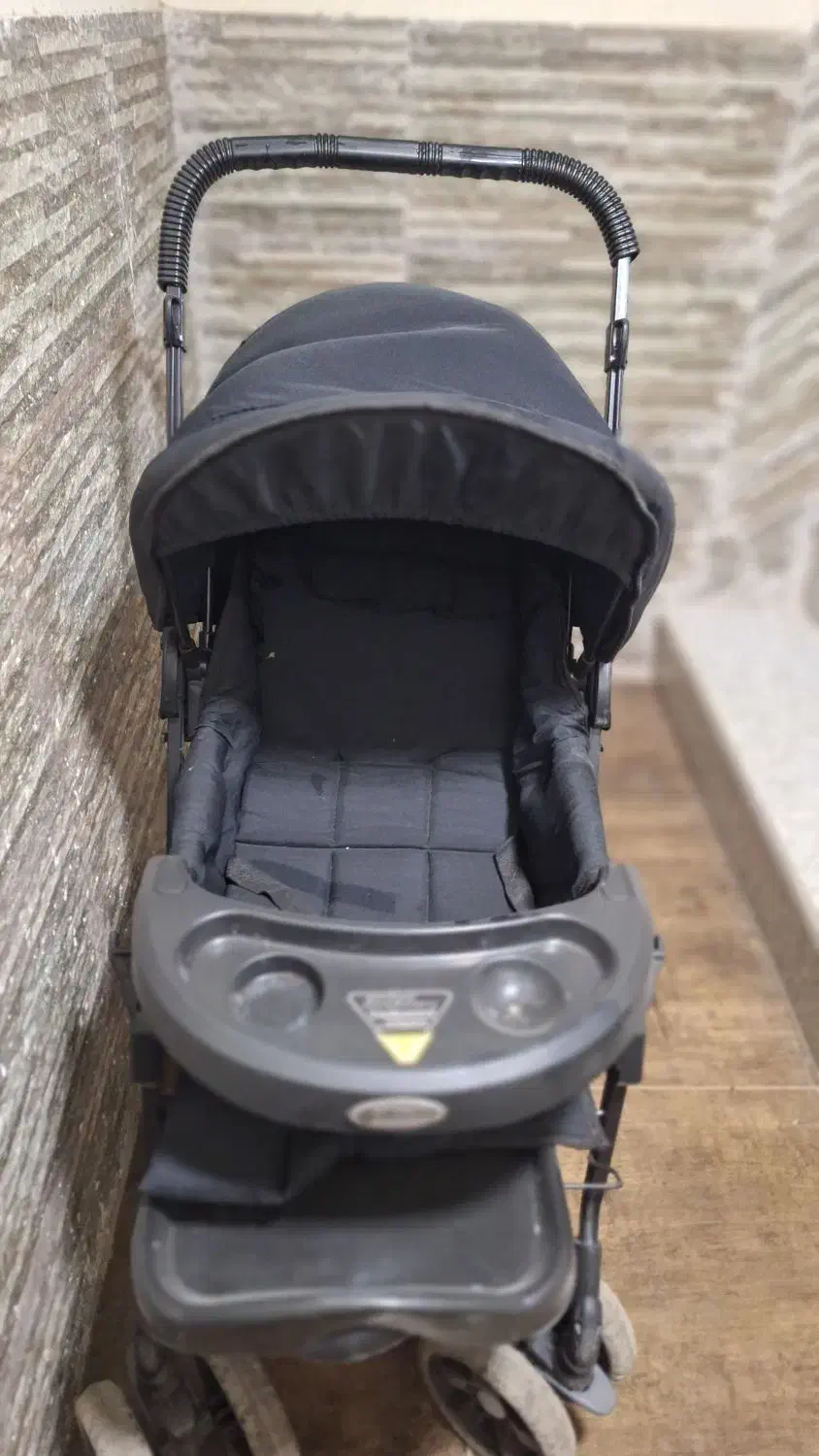 کالسکه مارک دلیجان کاملا سالم جمع شو|کالسکه و لوازم جانبی|سیرجان, |دیوار