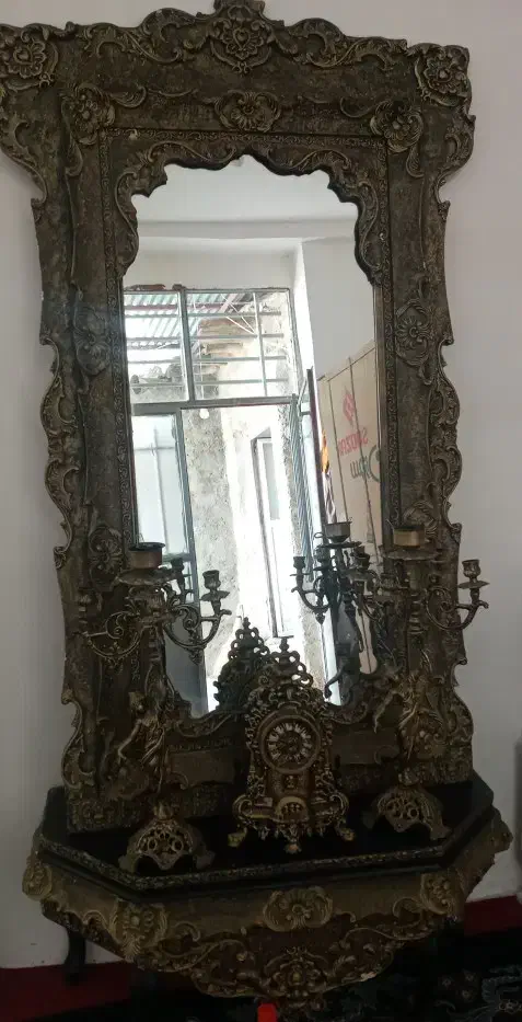 آینه و شمعدان|آینه|هرسین, |دیوار