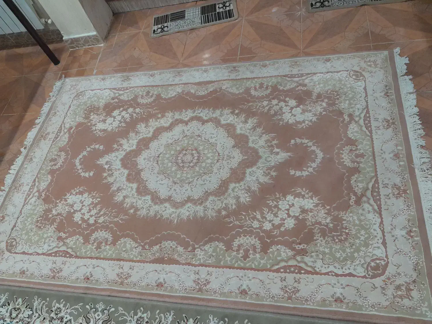 فرش ۴ متری ۵۰۰شانه|فرش|رشت, حمیدیان|دیوار