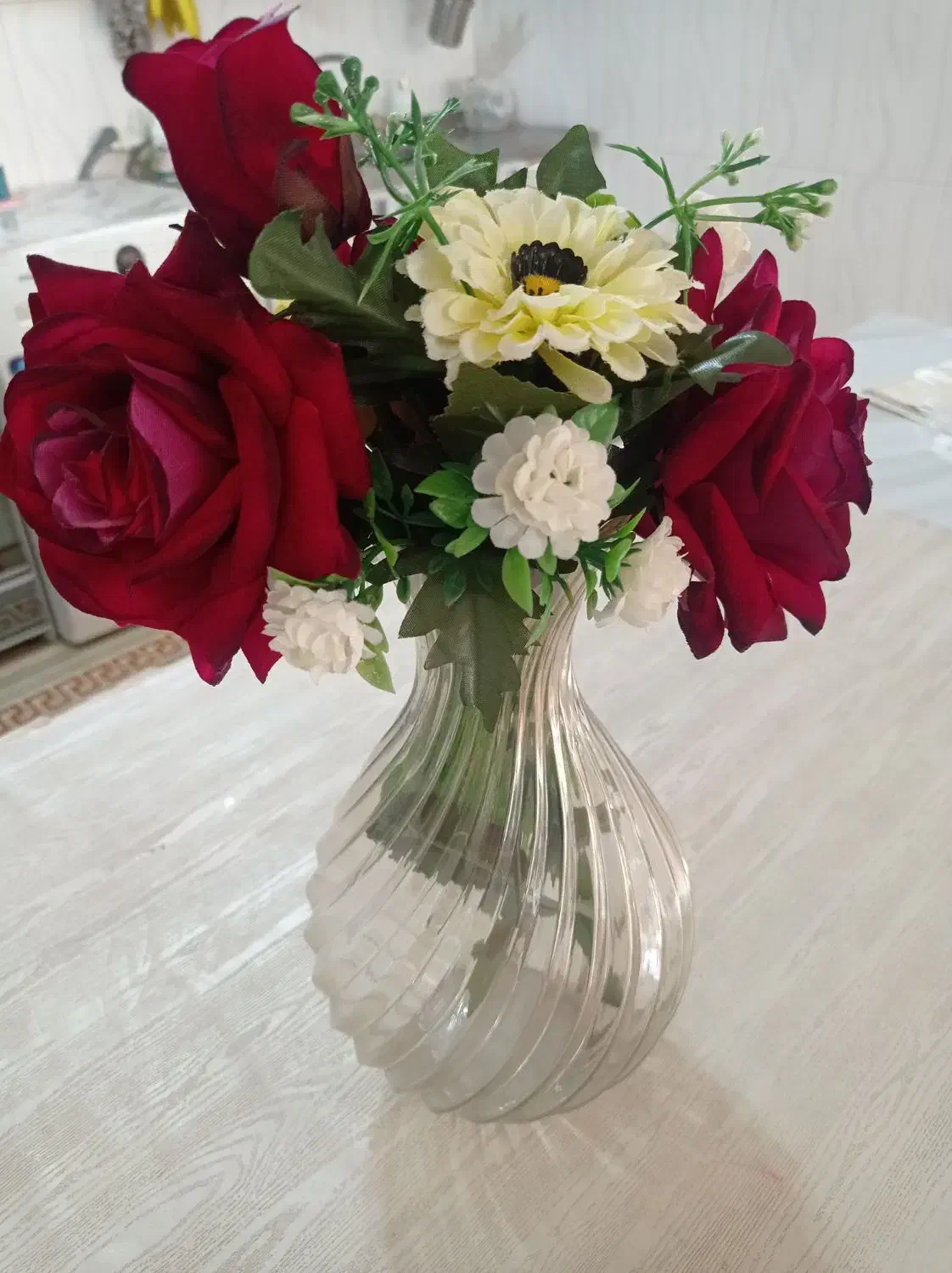 گل و گلدان|گل مصنوعی|قم, چهل درخت‎|دیوار