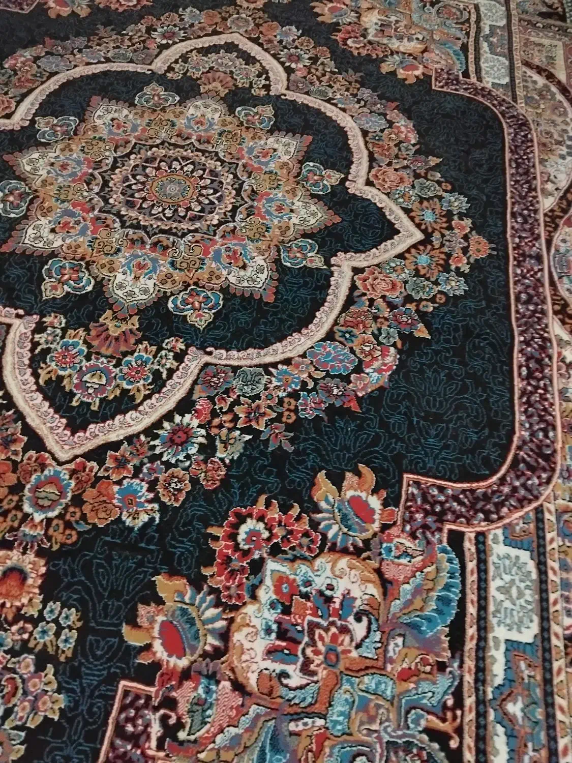 فرش ۱۲متری در حد نو|فرش|رشت, حمیدیان|دیوار