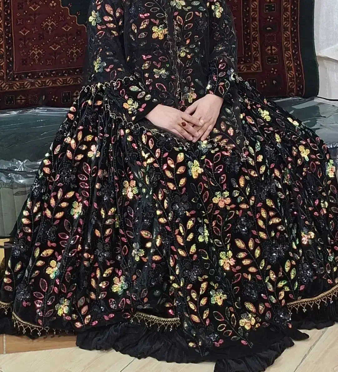 لباس محلی|لباس|یاسوج, |دیوار