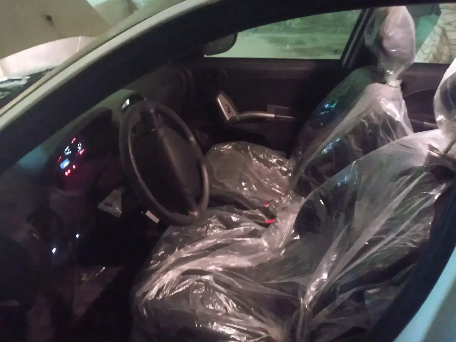 گوییک ۱۴۰۲ صفر خشک|خودرو سواری و وانت|صفادشت, |دیوار