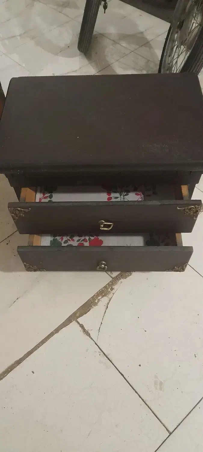 کمد دو کشو|تخت و سرویس خواب|اقبالیه, |دیوار