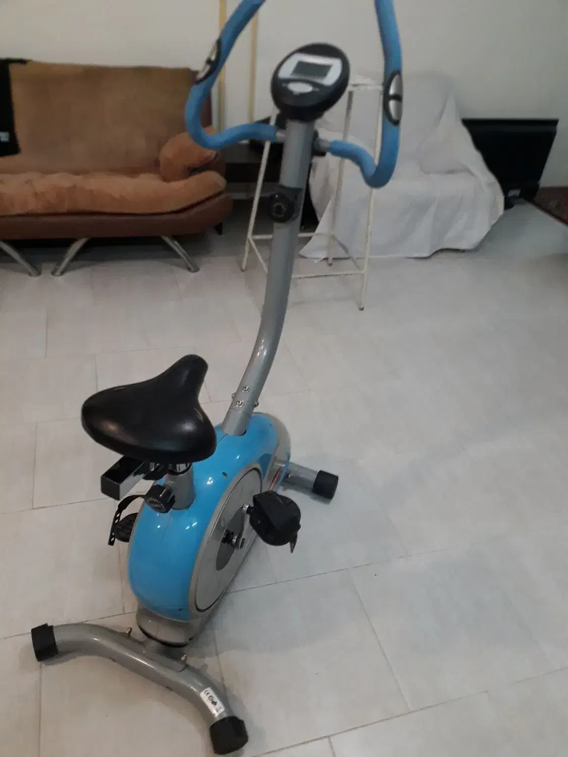 یک عدد دوچرخه ثابت هوازی|تجهیزات ورزشی|مشهد, هنرستان|دیوار