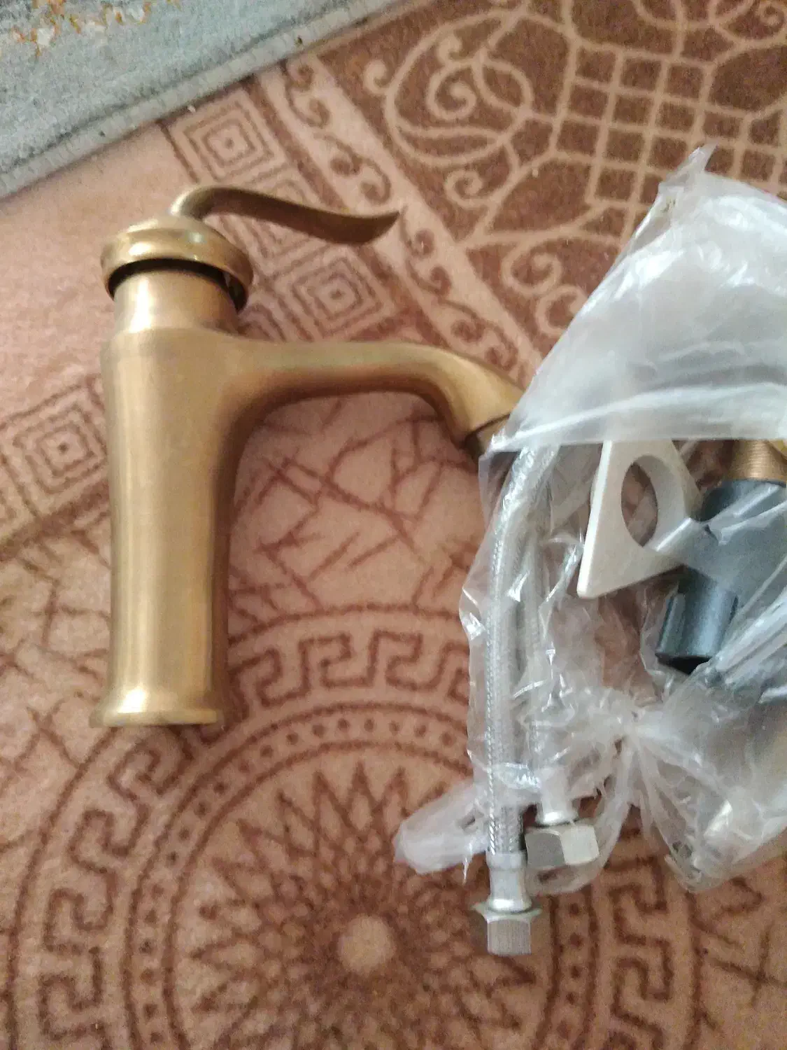 شیرروشویی رنگ مسی|لوازم حمام|شیراز, فرهنگ شهر|دیوار