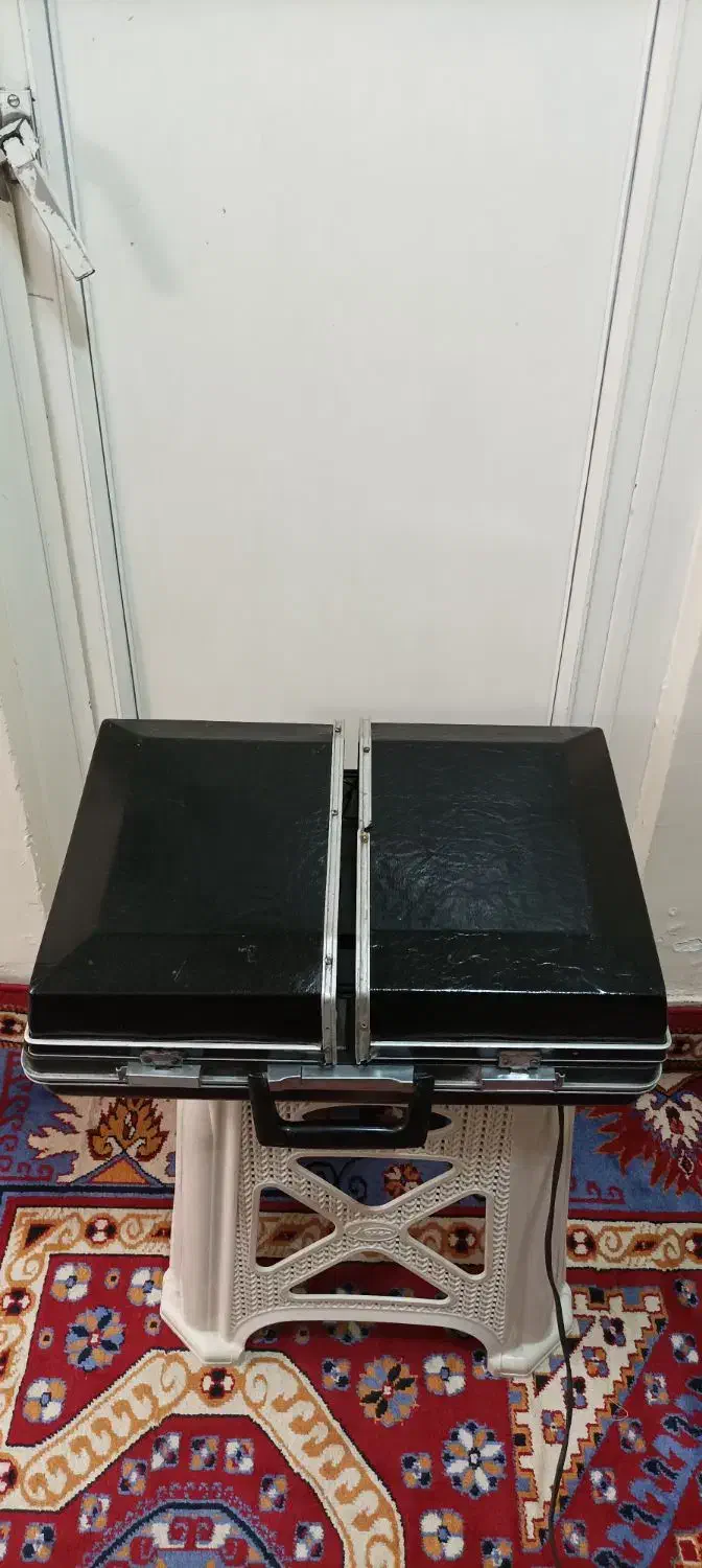 گرامافون رادیو|کلکسیون اشیاء عتیقه|زنجان, |دیوار