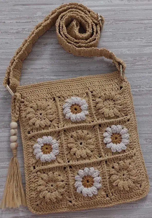 کیف دست بافت شیک|کیف، کفش، کمربند|پرند, فاز ۱|دیوار