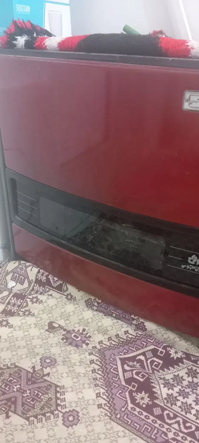 بخاری وکلافچه آهنی فرش|بخاری، هیتر، شومینه|باسمنج, |دیوار