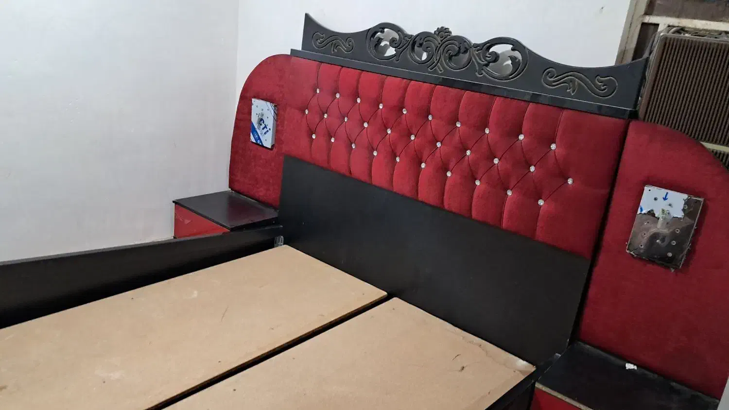 شادگان|تخت و سرویس خواب|کارون, |دیوار