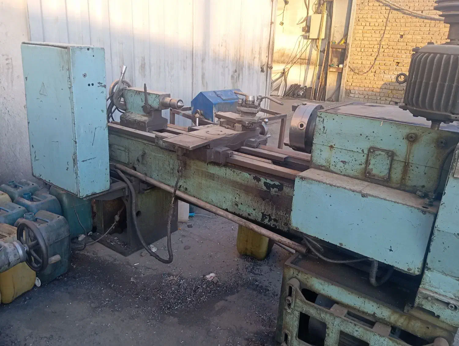 دستگاه تراش روسی|ماشین‌آلات صنعتی|قدس, هفت جوی|دیوار