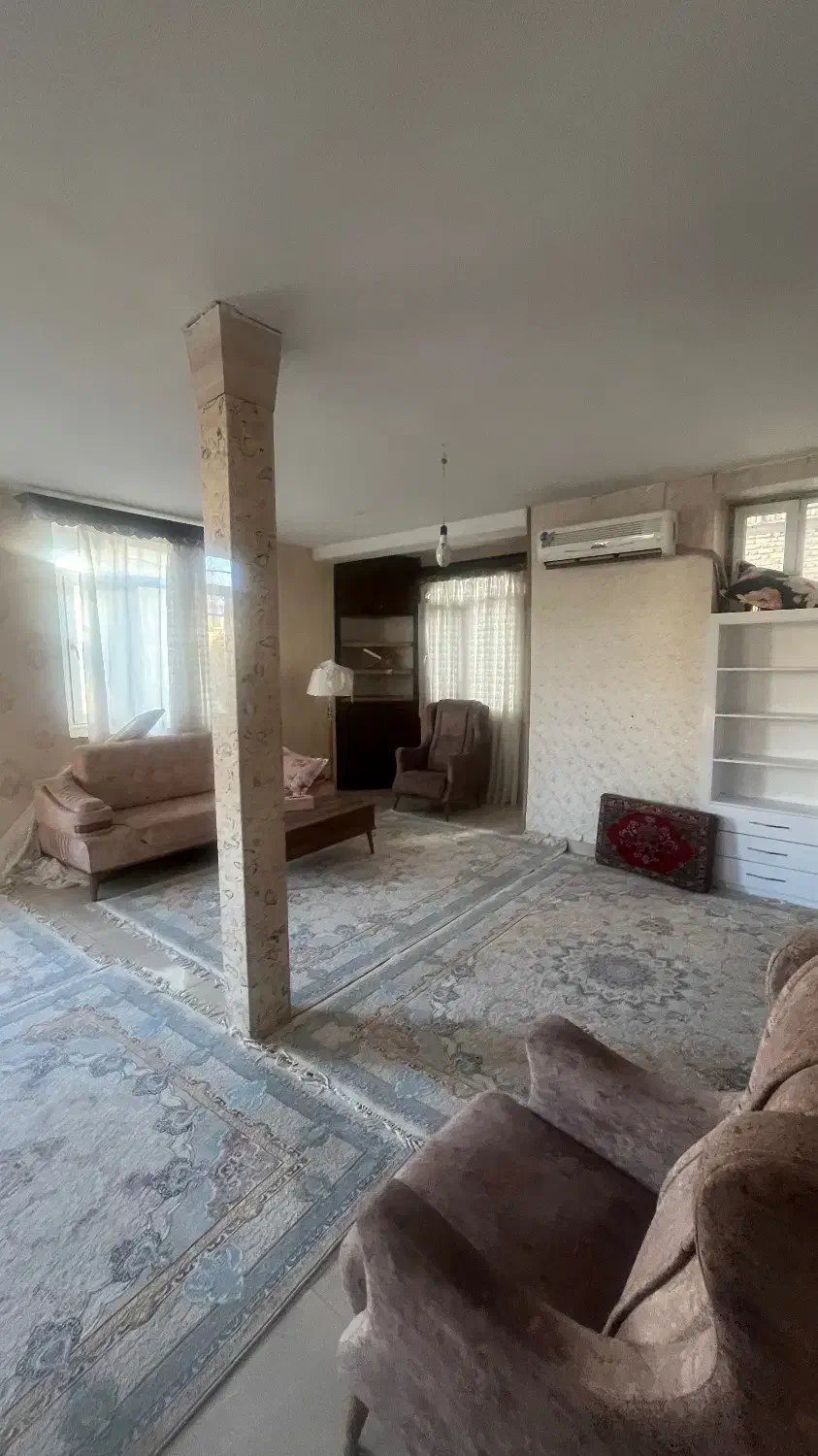 اجاره سالیانه واحد۱۱۰ متری ویلایی شهرک معلم سنندج|اجارهٔ خانه و ویلا|سنندج, |دیوار