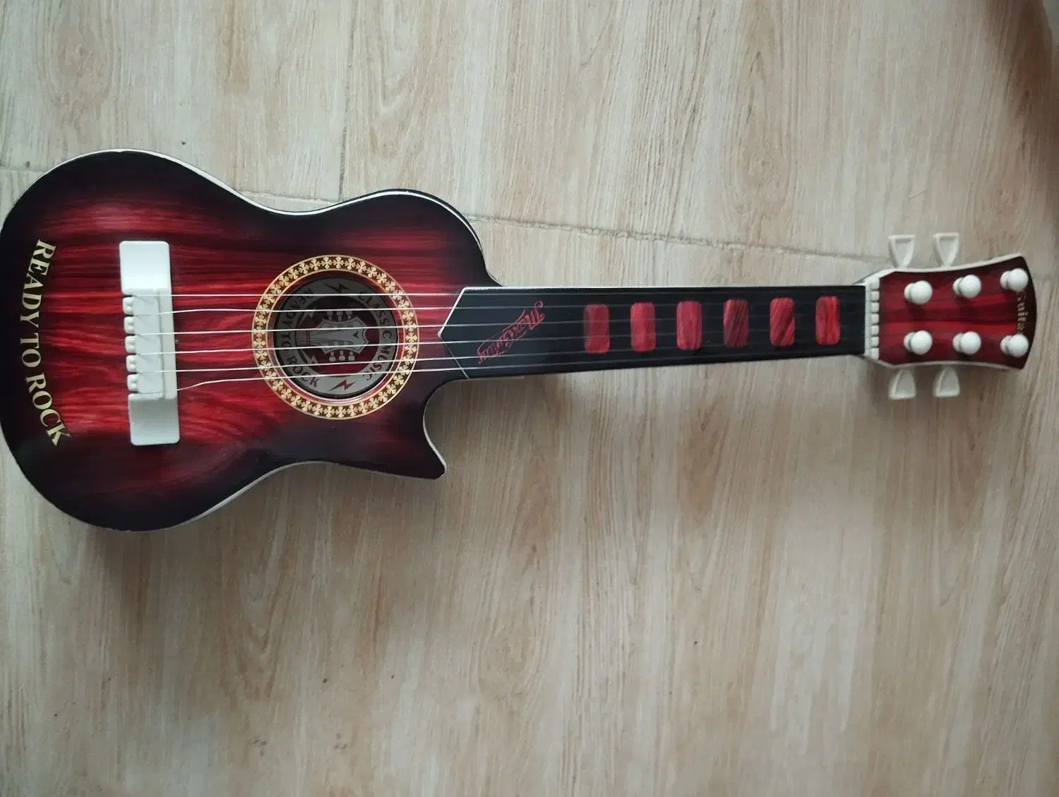 گیتار|گیتار، بیس، امپلیفایر|کنگاور, |دیوار