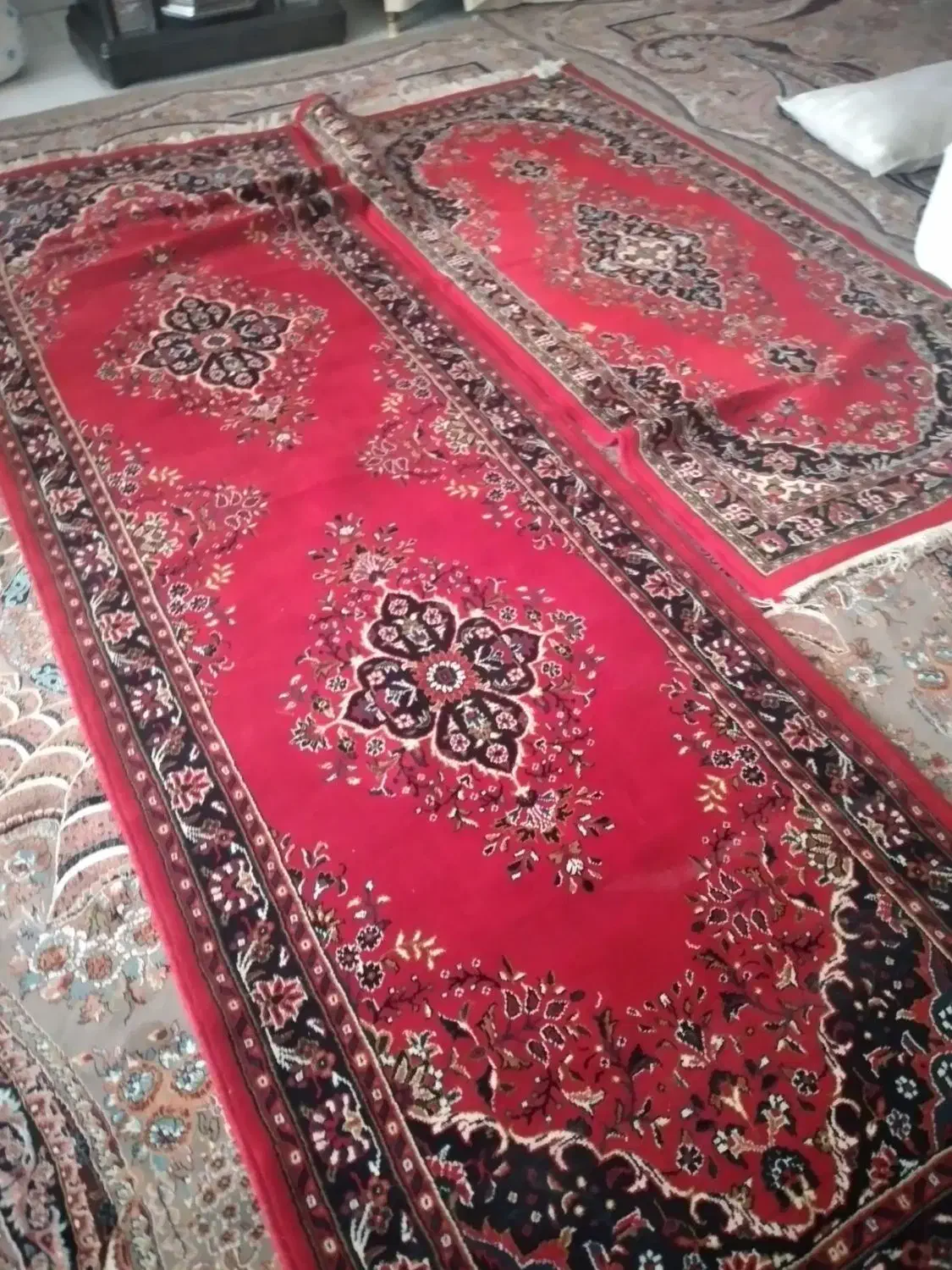 کناره فرش 1*3 و 1*4 رنگ قرمز|فرش|کرمانشاه, |دیوار