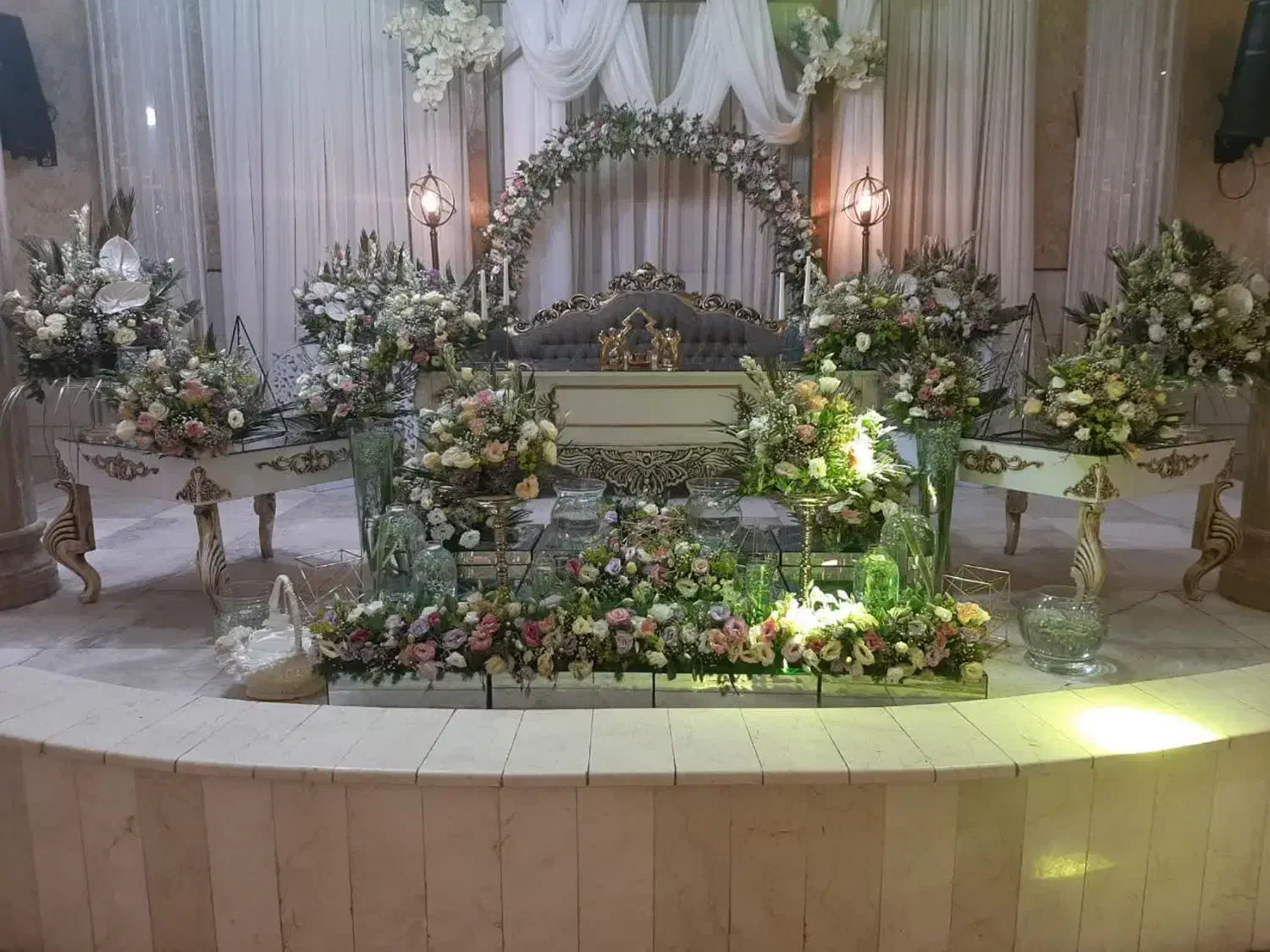 بادکنک آرایی و گل آرایی|خدمات پذیرایی، مراسم|کرمان, |دیوار