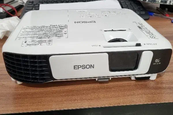 پروژکتور اپسون Epson EB-X41|تلویزیون و پروژکتور|مشهد, چهارچشمه|دیوار