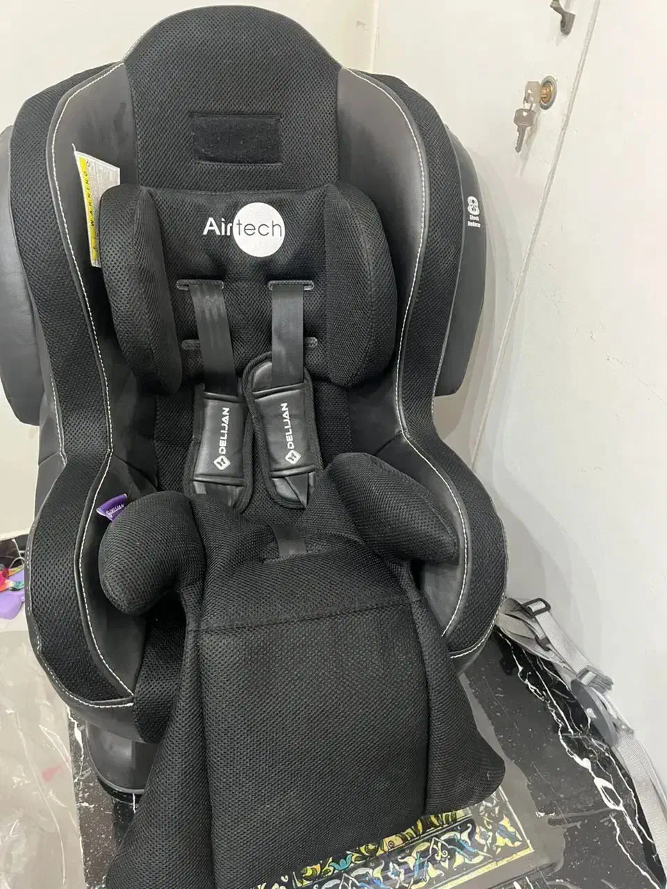 صندلی ماشین|تخت و صندلی بچه|اراک, |دیوار