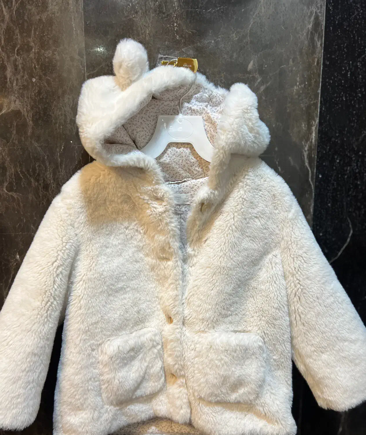 انواع لباس مارک و برند|کفش و لباس بچه|مشهد, سجاد شهر|دیوار